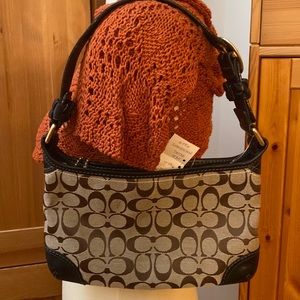 New Coach Bleeker Leather & Signature small shoulder bag.